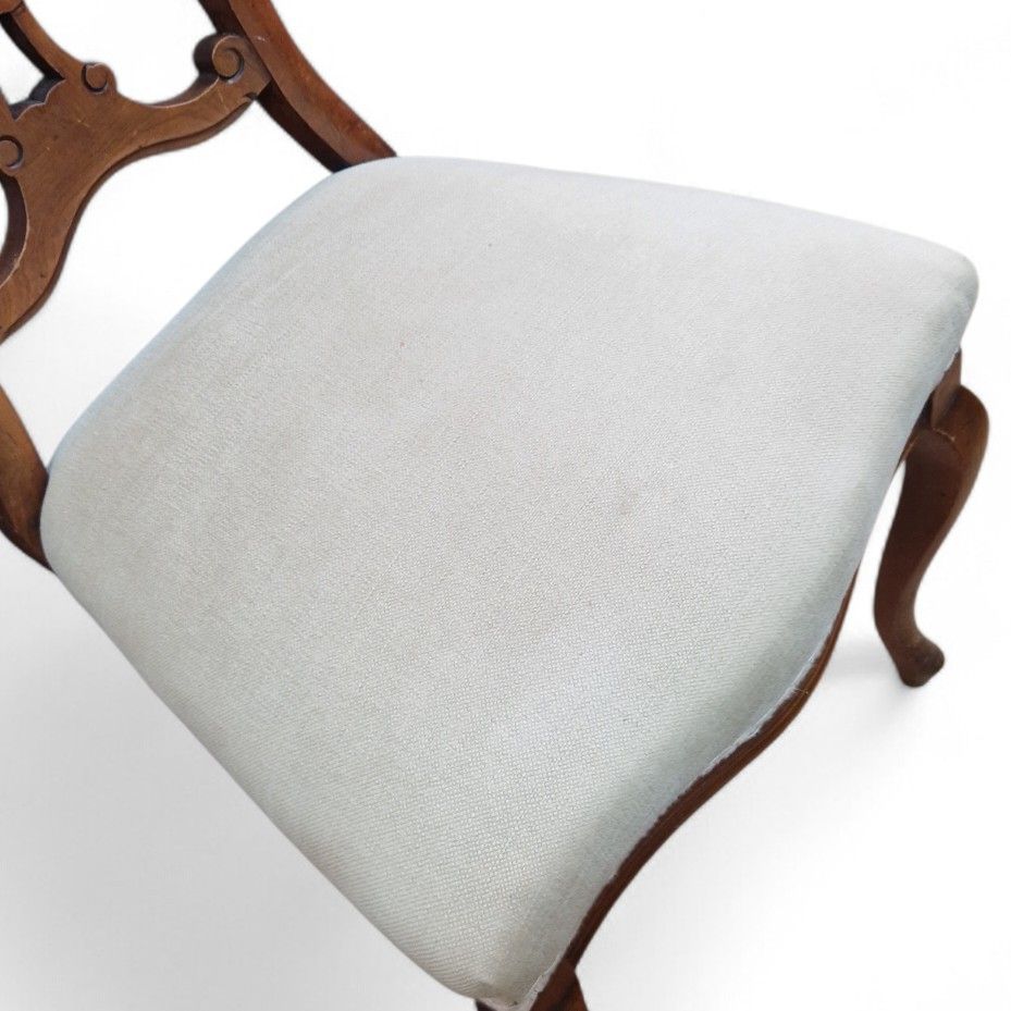 225.0 Set Of 4 Victorian Dining Chairs Serpentine Seats Carved Walnut Antique Seating photo