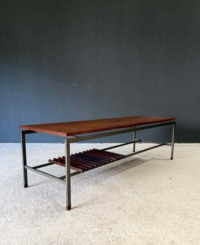 photo furniture Mid Century Modern Slanke Salontafel Van Topform, Nederland, Ca. Jaren 1960