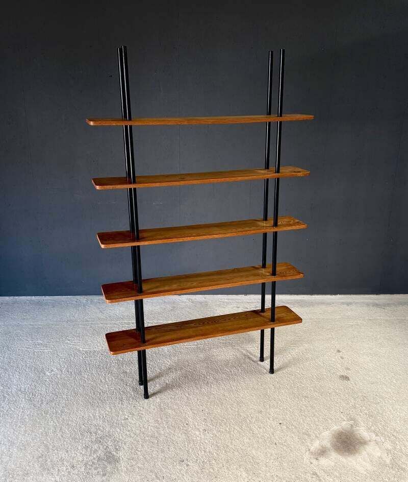 Mid Century Modern Dutch Design Staanderekken Van W. Lutjens, Nederland, Ca. Jaren 1960 photo 1200.0