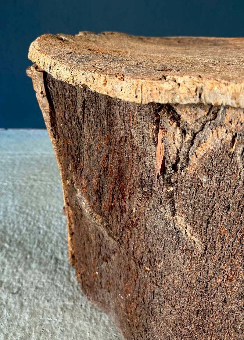 photo vinterior Early 20th Century Artisan Made Cork Side Table, Portugal