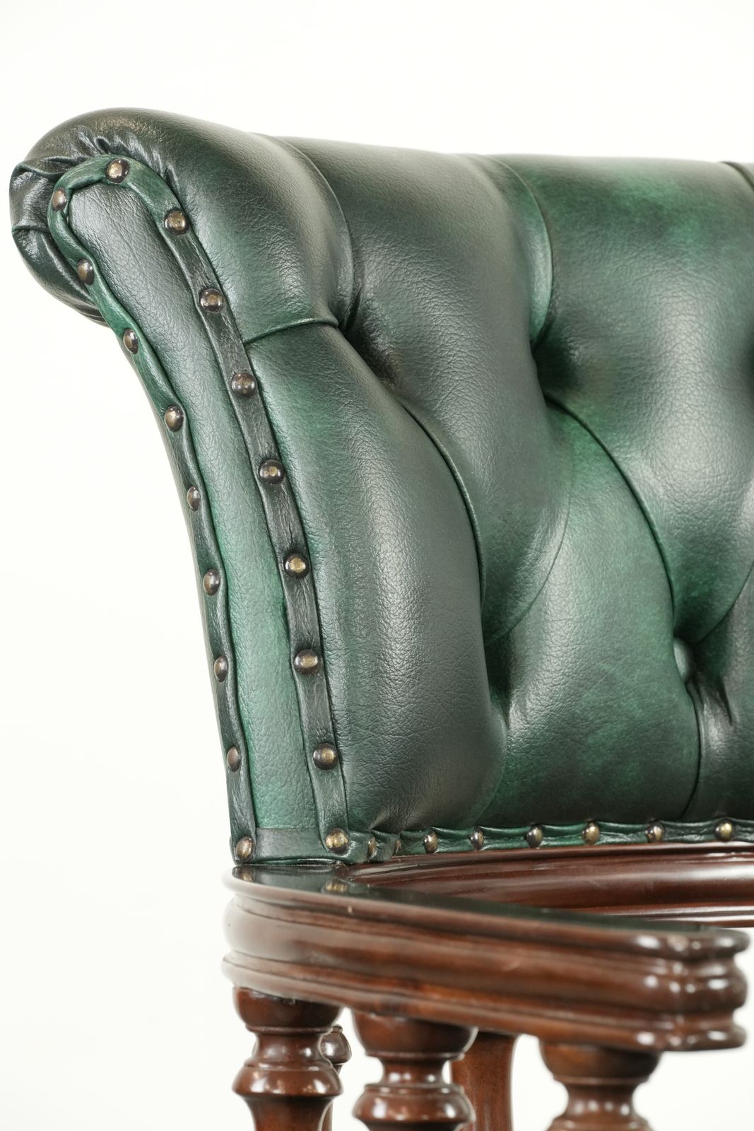 Meubels Klassieke Groene Chesterfield Bureaustoel / Bijzetstoel In Gevlamd Rundleer photo