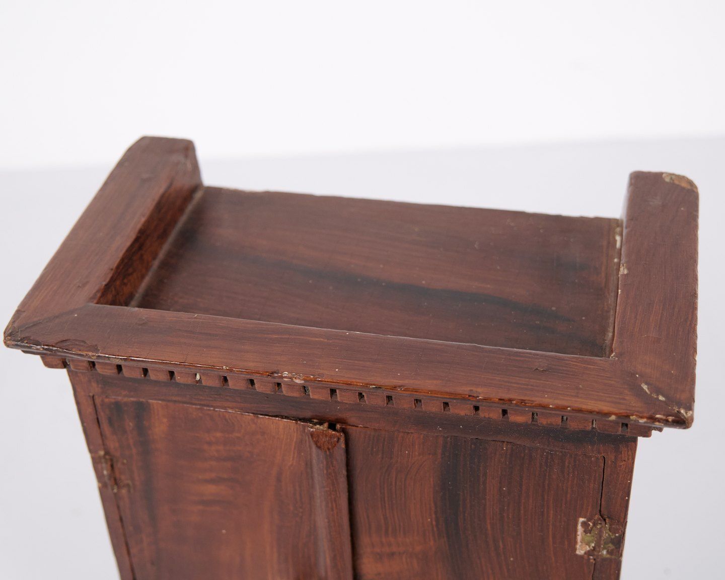 Antique Miniature/Model Furniture In Oak With Hand Forged Fittings, 1840s photo vinterior