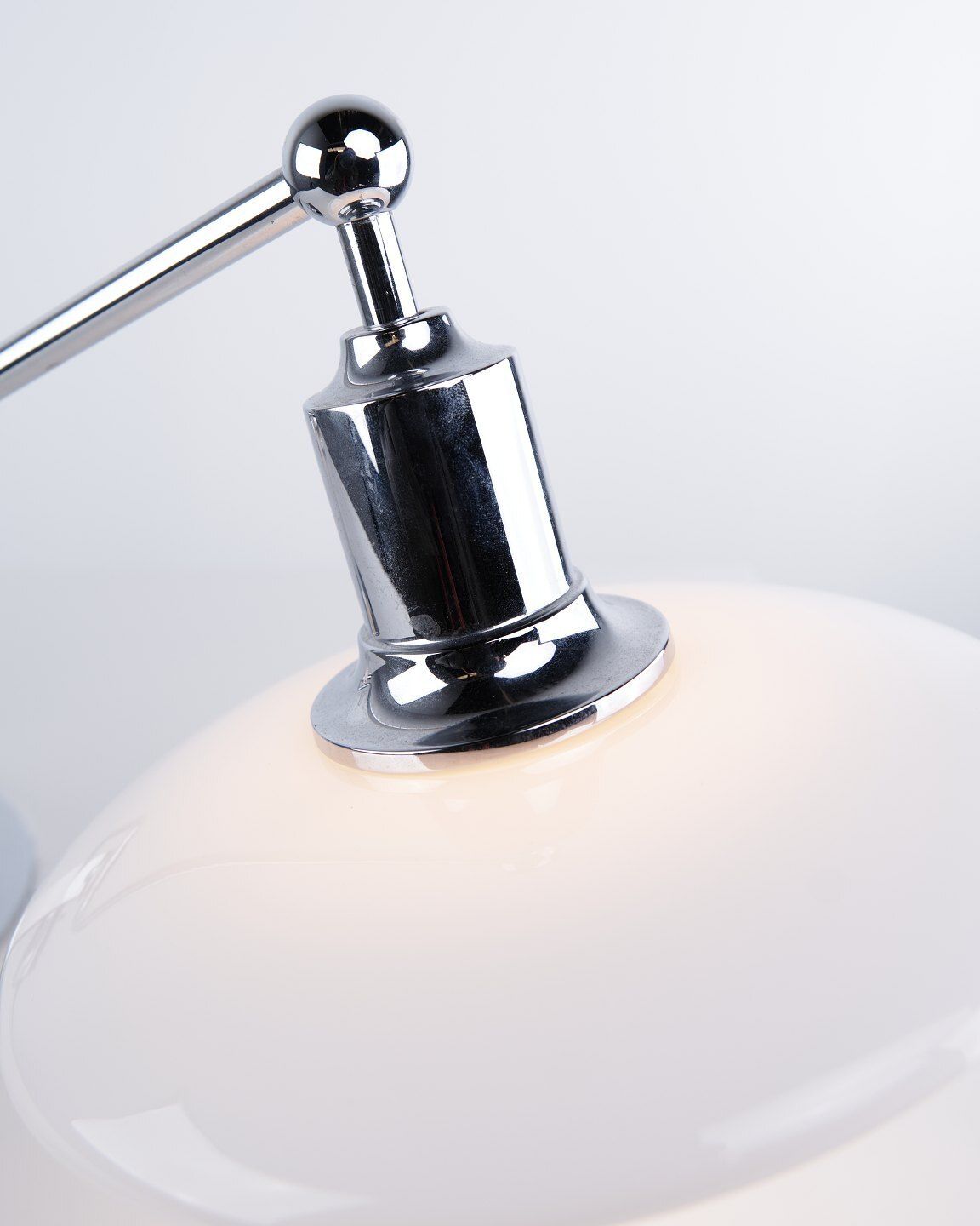 Poul Henningsen Ph 2/1 Piano/Tilt Lamp, Table Lamp In White Opal Glass For Louis Poulsen photo for sale