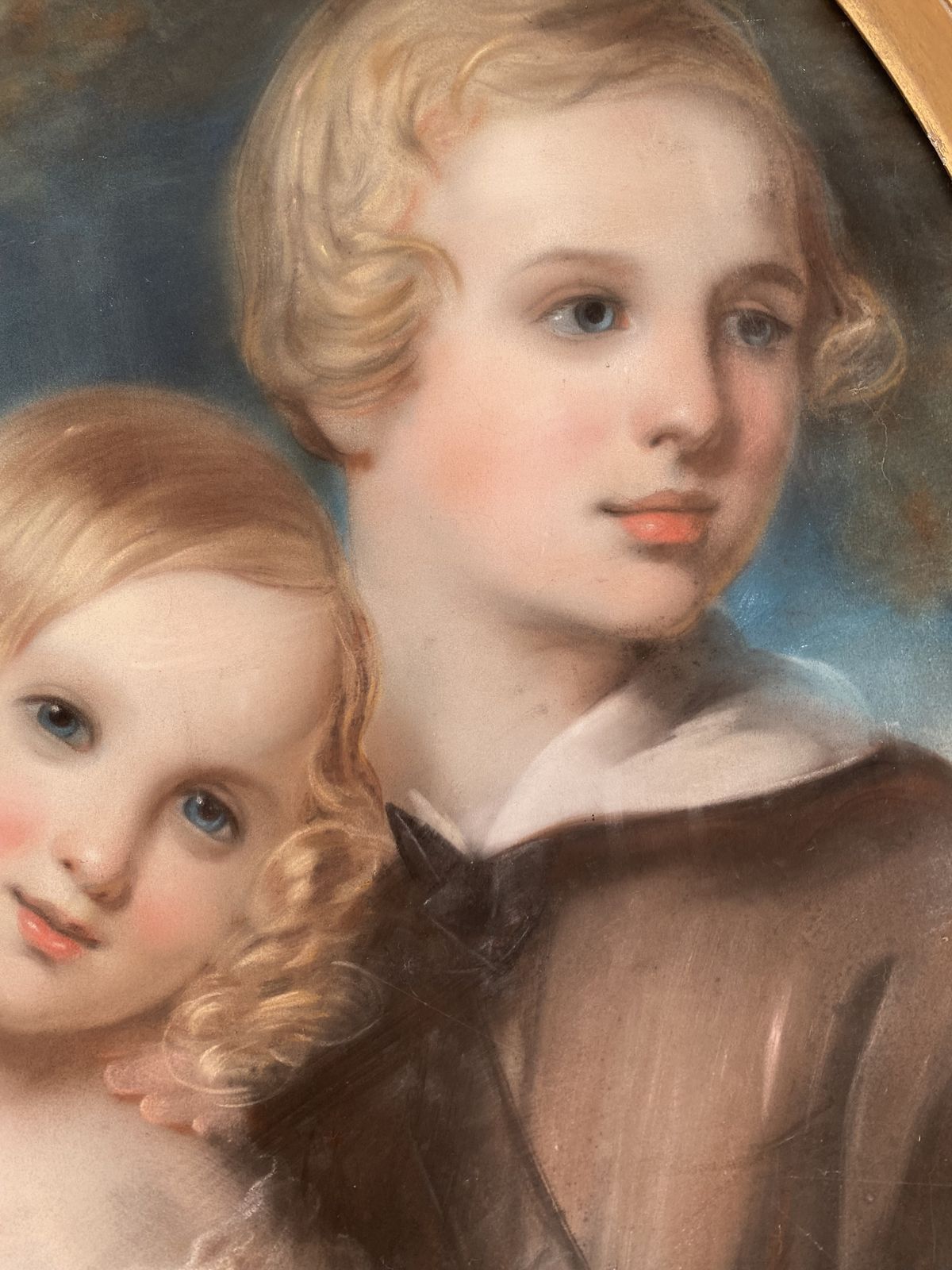 Victorian Oval Pastel Of Queen Victoria’s First Three Children. photo vinterior