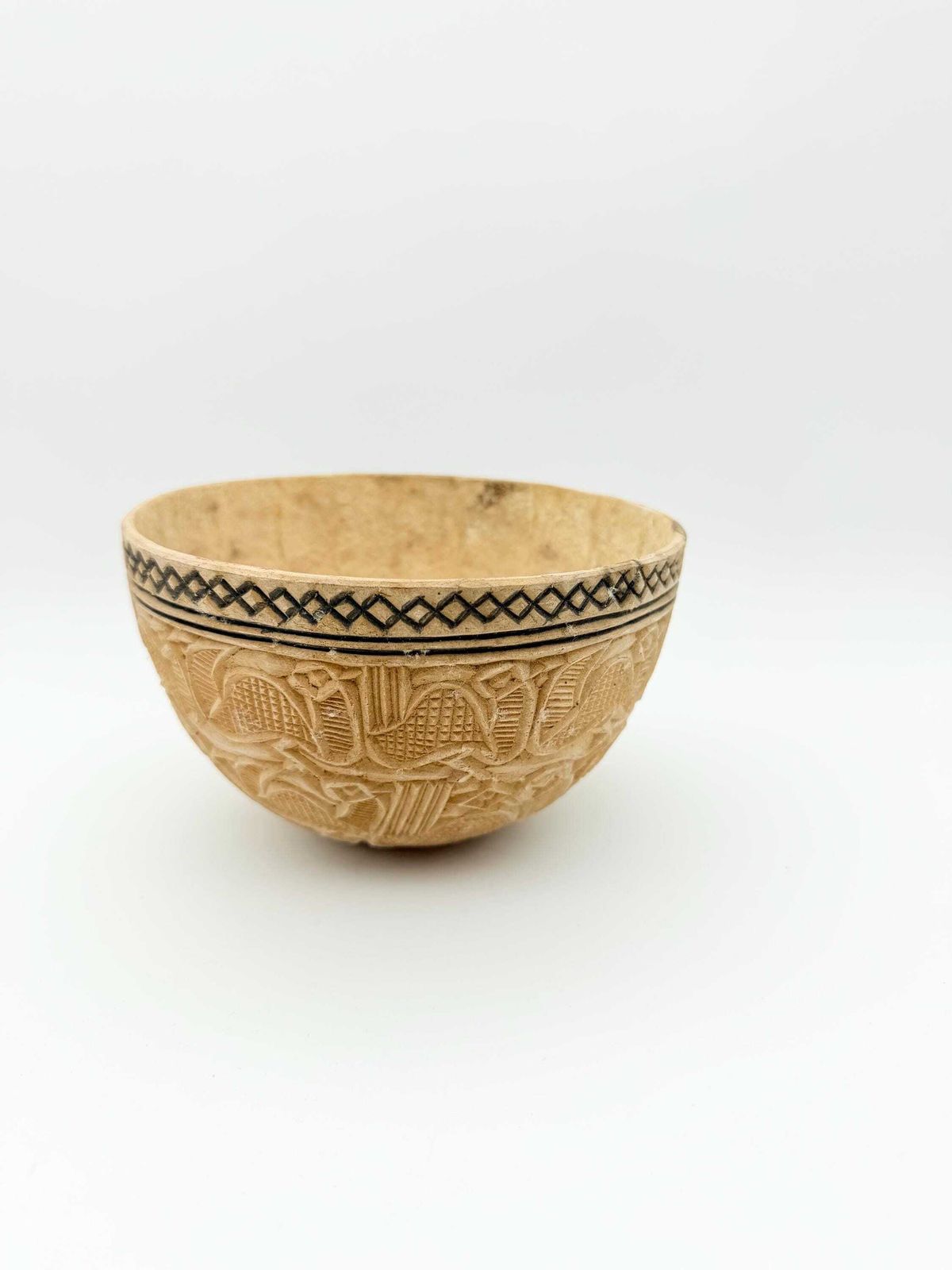 West African Calabash Gourd Bowl, Hand Carved Gourd, Tribal Collectible photo vintage