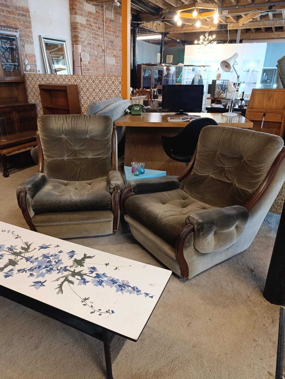 1970s Curved Arm Lounge Chair | Mid Century Sculptural Armchair photo vinterior