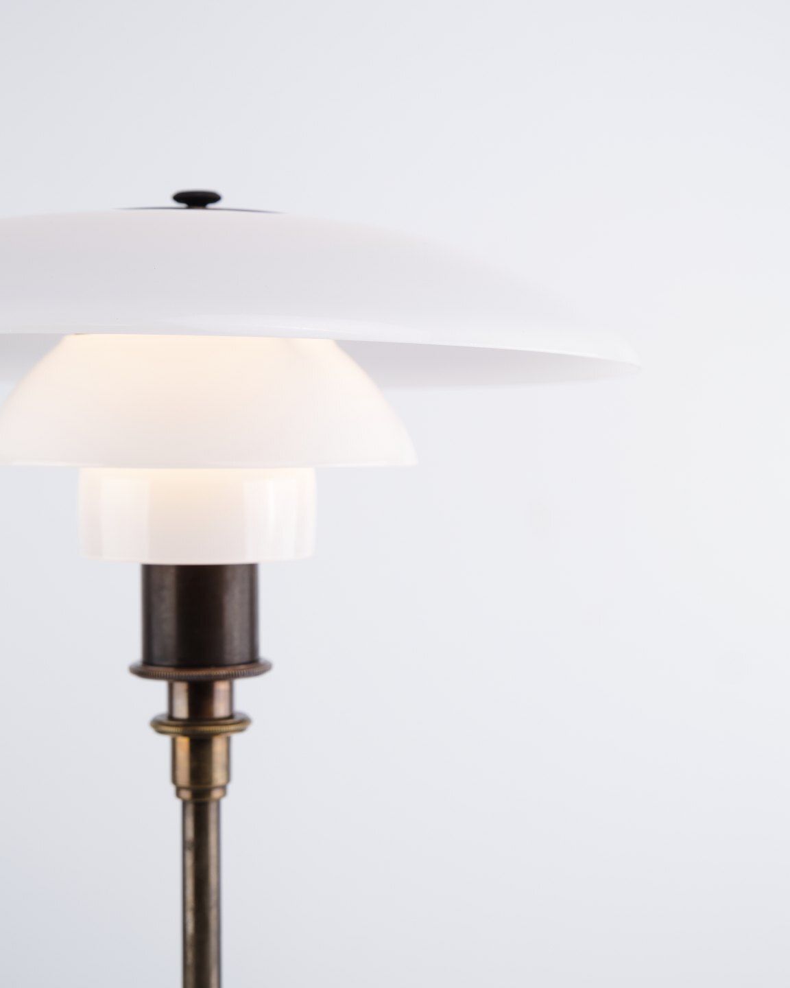 Poul Henningsen Ph 3/2 Treph Table Lamp Anniversary Model 1994 For Louis Poulsen photo furniture