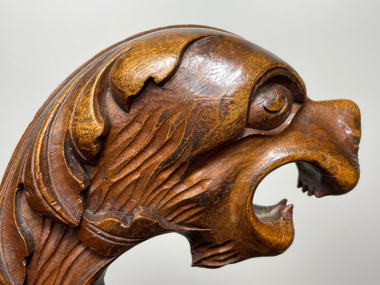 Victorian Curved X Frame Carved Walnut Window Seat Stool Hunting Dog Heads photo for sale