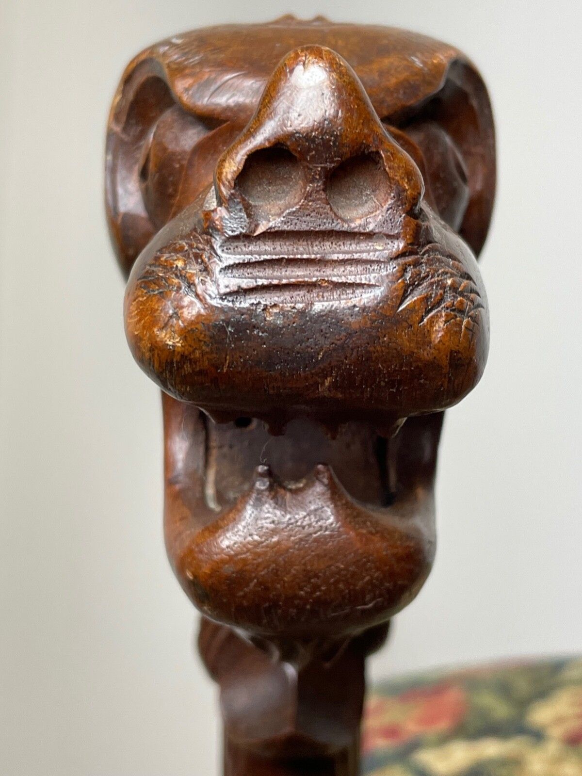 Victorian Curved X Frame Carved Walnut Window Seat Stool Hunting Dog Heads photo vintage