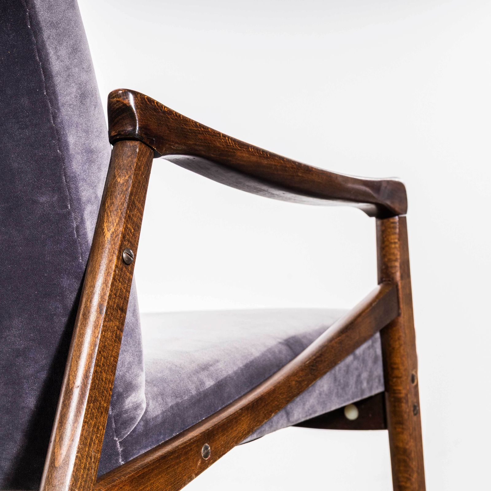 photo furniture 1950’s Jaroslav Smidek Original Re Upholstered Armchairs In Grey Cotton Velvet