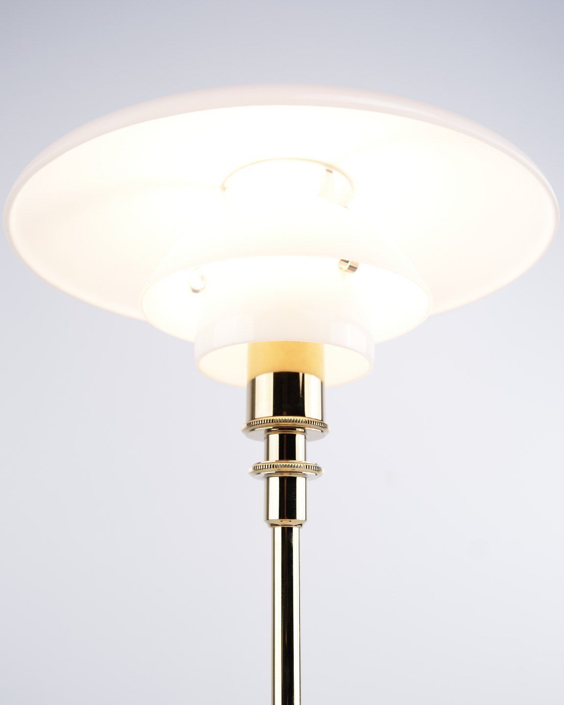 Poul Henningsen Table Lamp Model Ph 2/1 In Brass, Louis Poulsen photo vinterior