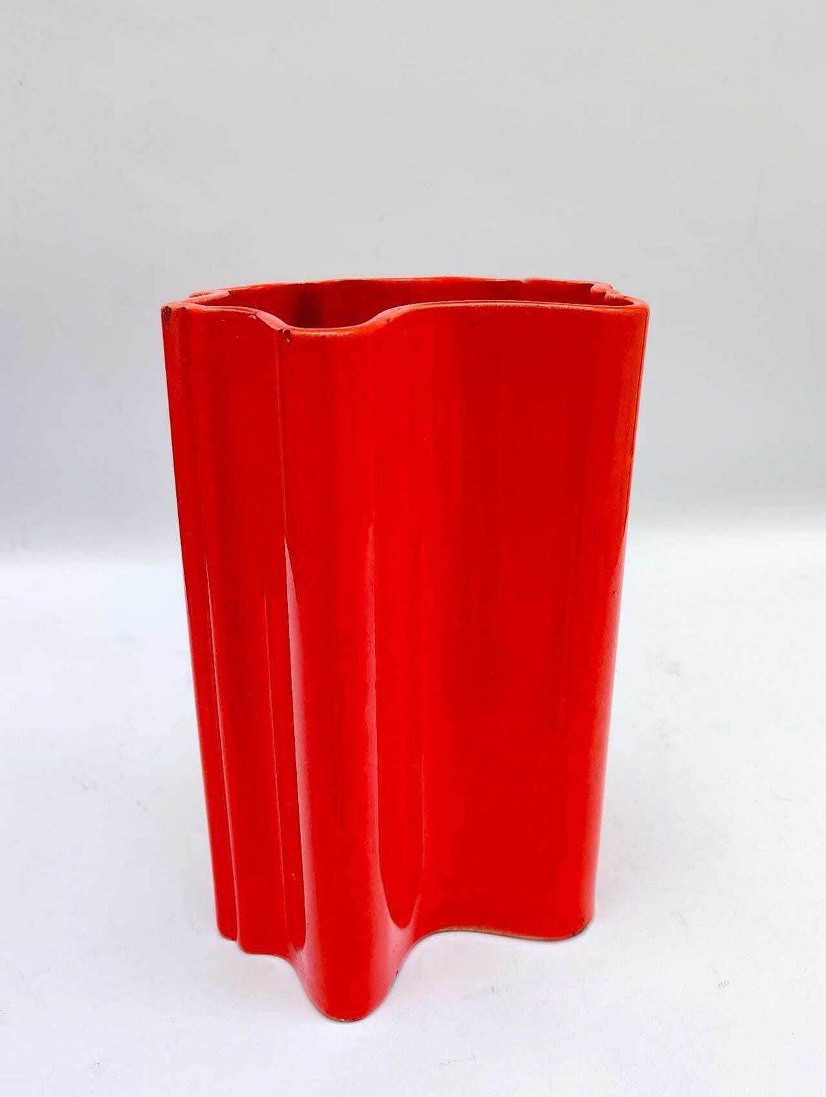 Detail Of A 1970s Space Age Design Orange Ceramic Vase, Mangiarotti Il Picchio Style. photo furniture