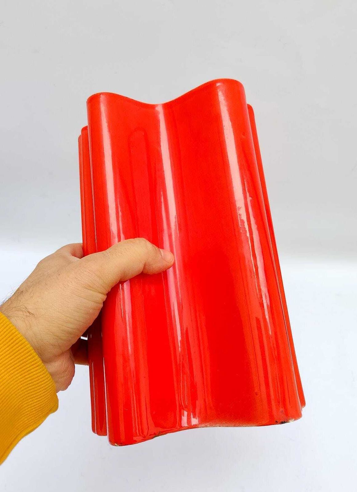 Detail Of A 1970s Space Age Design Orange Ceramic Vase, Mangiarotti Il Picchio Style. photo 207.0