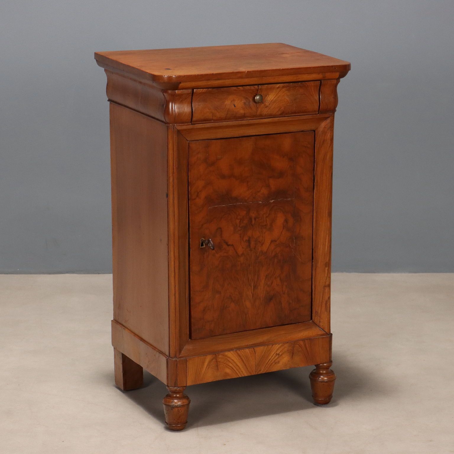 Antique Bedside Table Walnut Walnut Burl Italy XIX Century