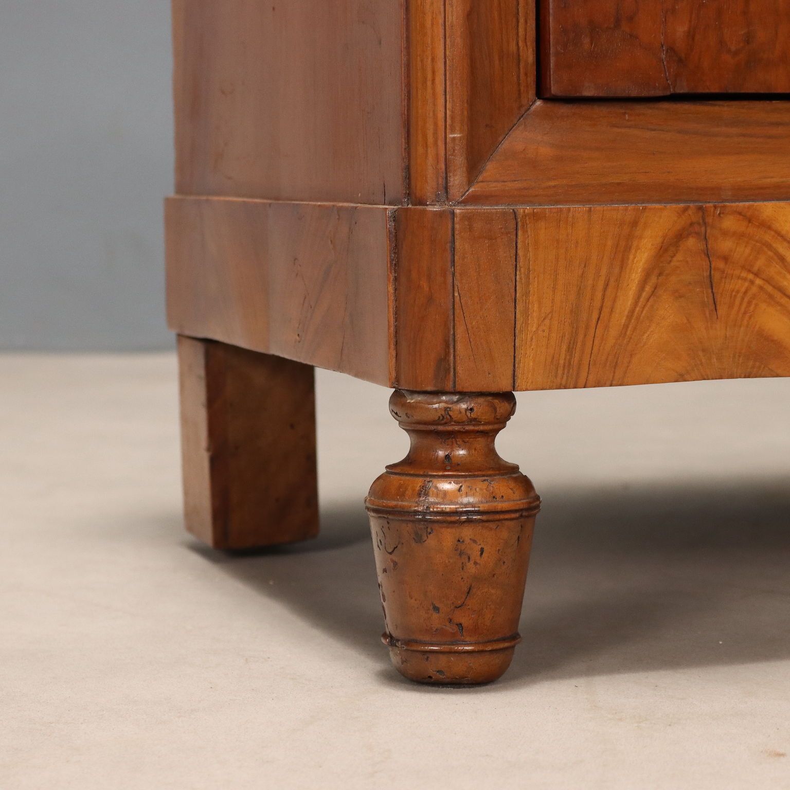 Antique Bedside Table Walnut Walnut Burl Italy XIX Century photo vintage