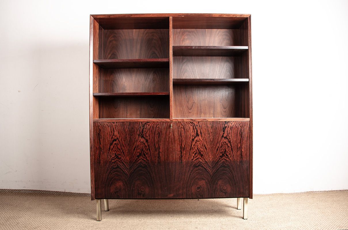 Meuble de rangement et bar danois en palissandre et laiton, par Erik Brouer pour Brouer's Mobelfabrik, 1960. photo Mobilier