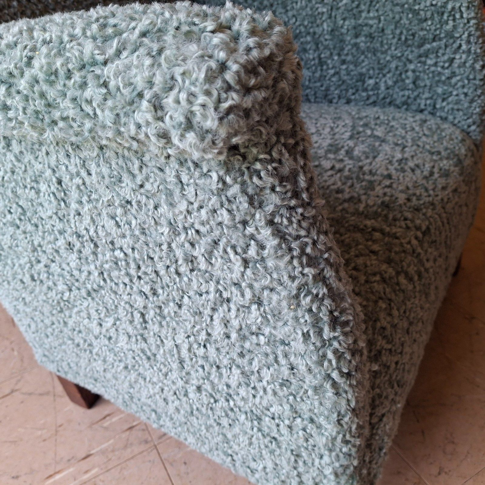 250.0 Fab Vintage Antique Low Nursing Easy Chair Fireside Armchair Blue Grey Boucle photo
