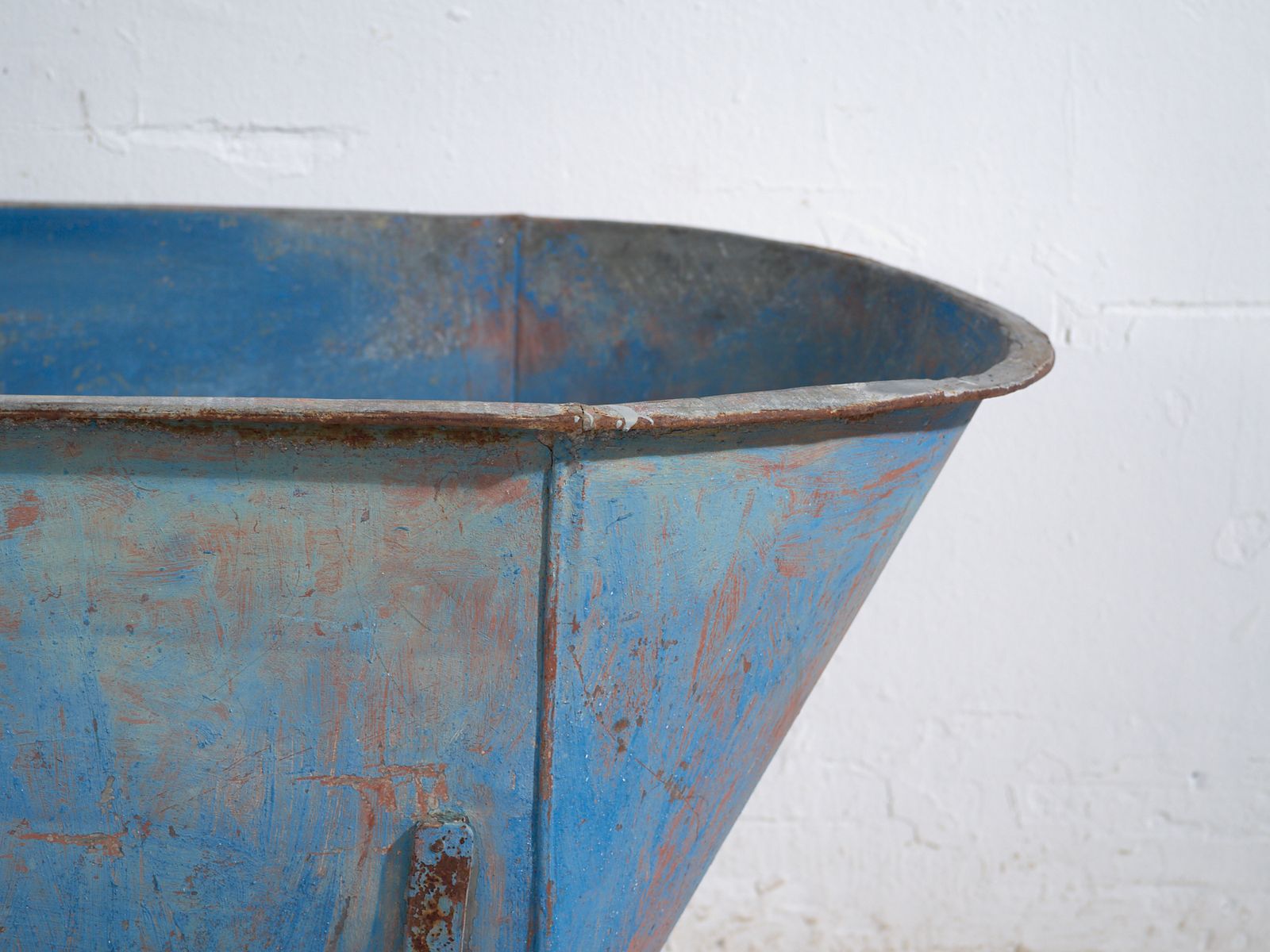 Antique Galvanized Zinc Bathtub – European Industrial Tub – Circa 1900 #2 photo 585.0