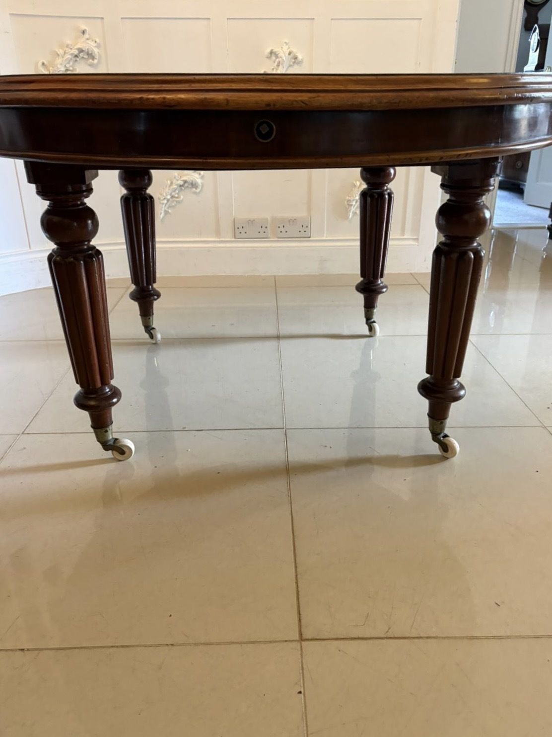 Antique 19th Century Mahogany Extending Dining Table, Wind Out Oval On Castors photo buy