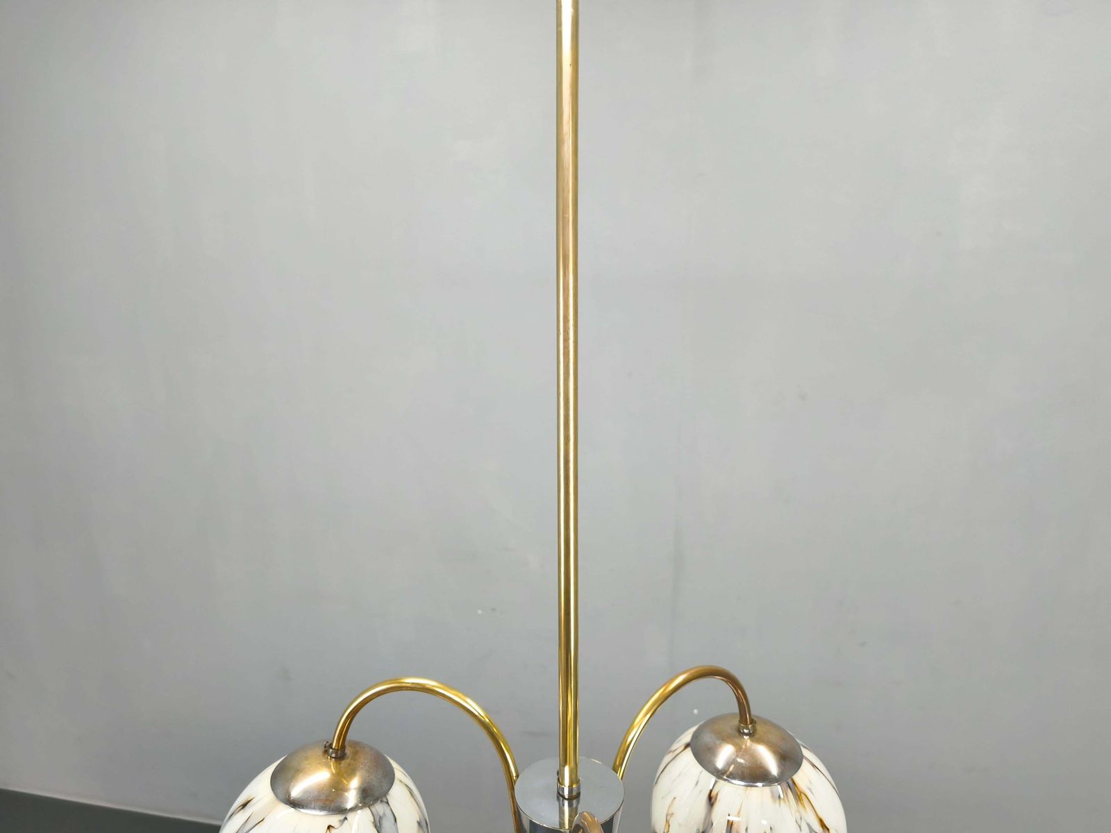 photo furniture Art Deco Chandelier, Marble Glass, Brass & Chrome, 1930s