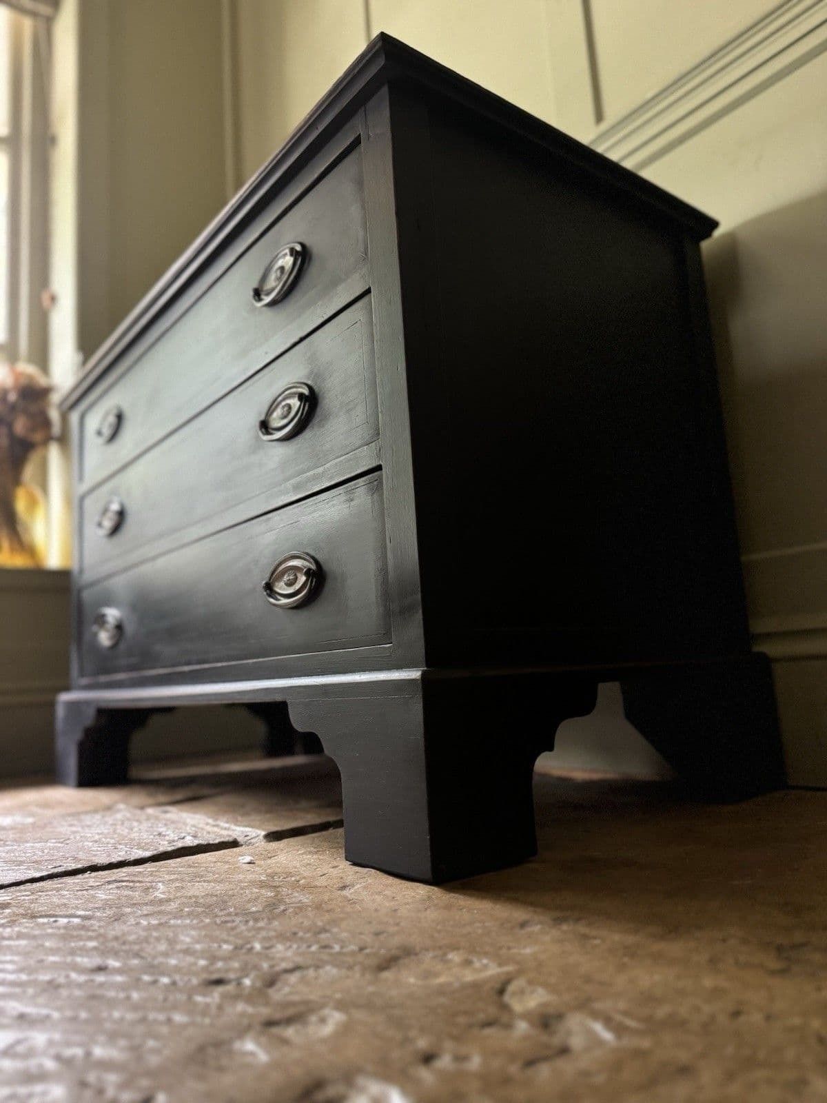 photo buy Painted Reproduction Georgian Style Chest Of Drawers