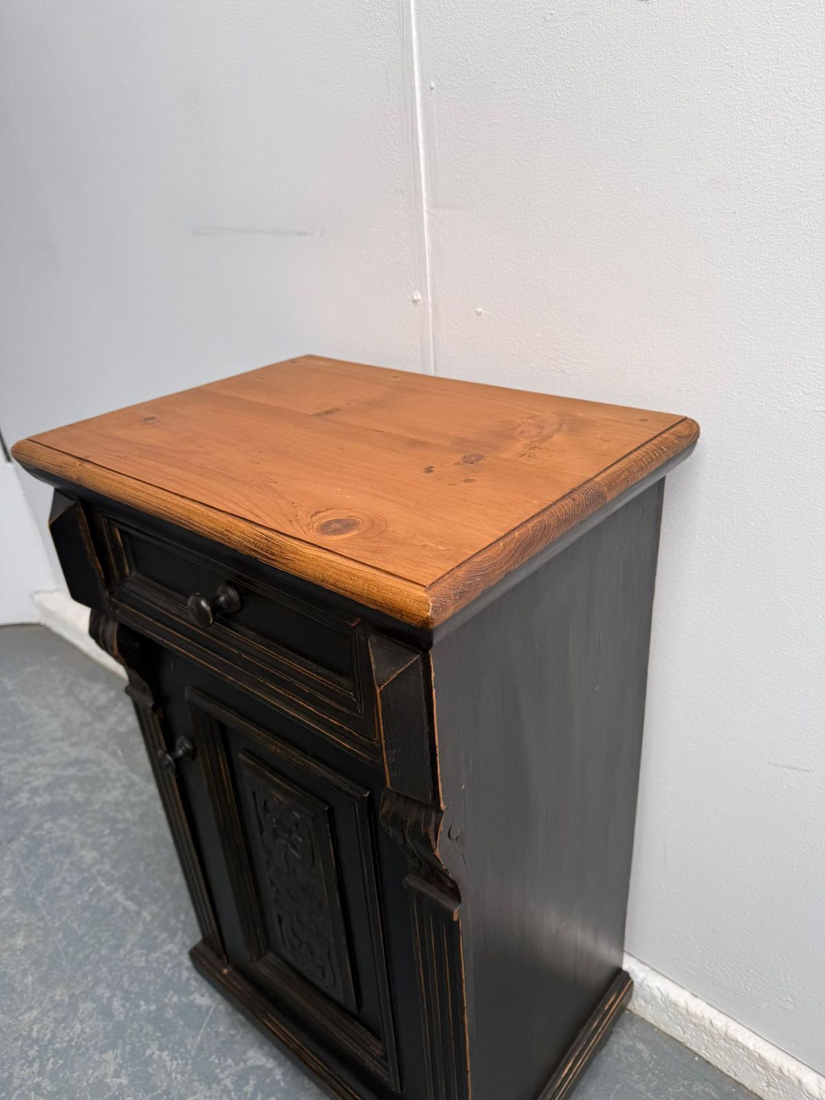 A Beautifully Painted Black Pine & Oak Carved Victorian Bedside Cabinet photo furniture