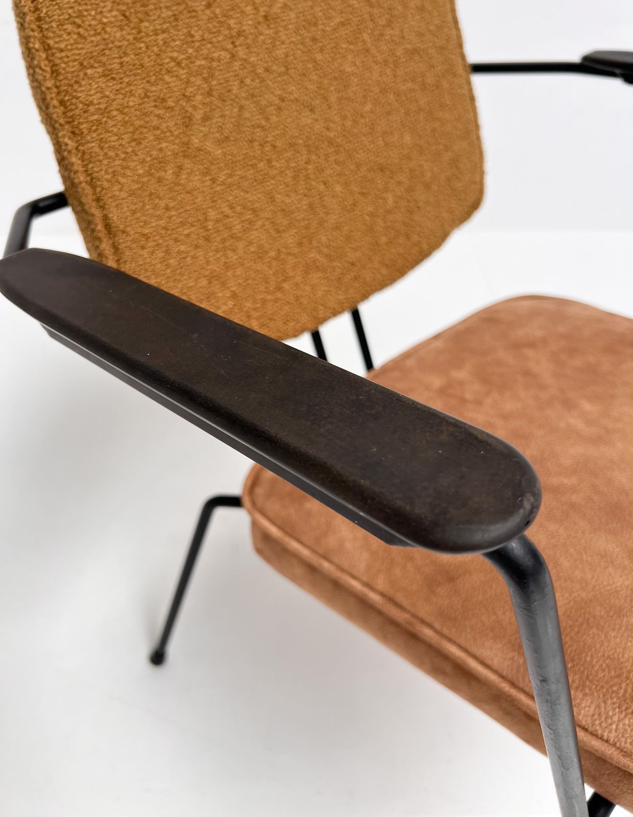 Model 5002 Armchair By Rudolf Wolf For Elsrijk, 1950s photo vinterior