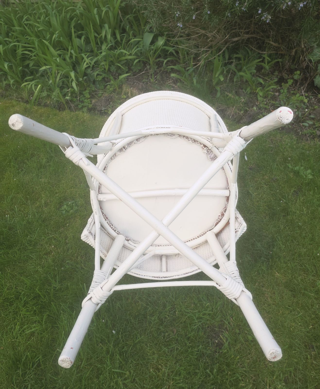 White Vintage Lloyd Loom Style Cane Tub Chair photo vintage