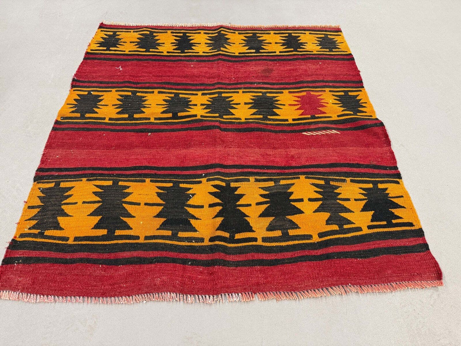 Small Turkish Kilim Rug 116x110 Cm Square Tribal Kelim Rug, 2517 photo furniture