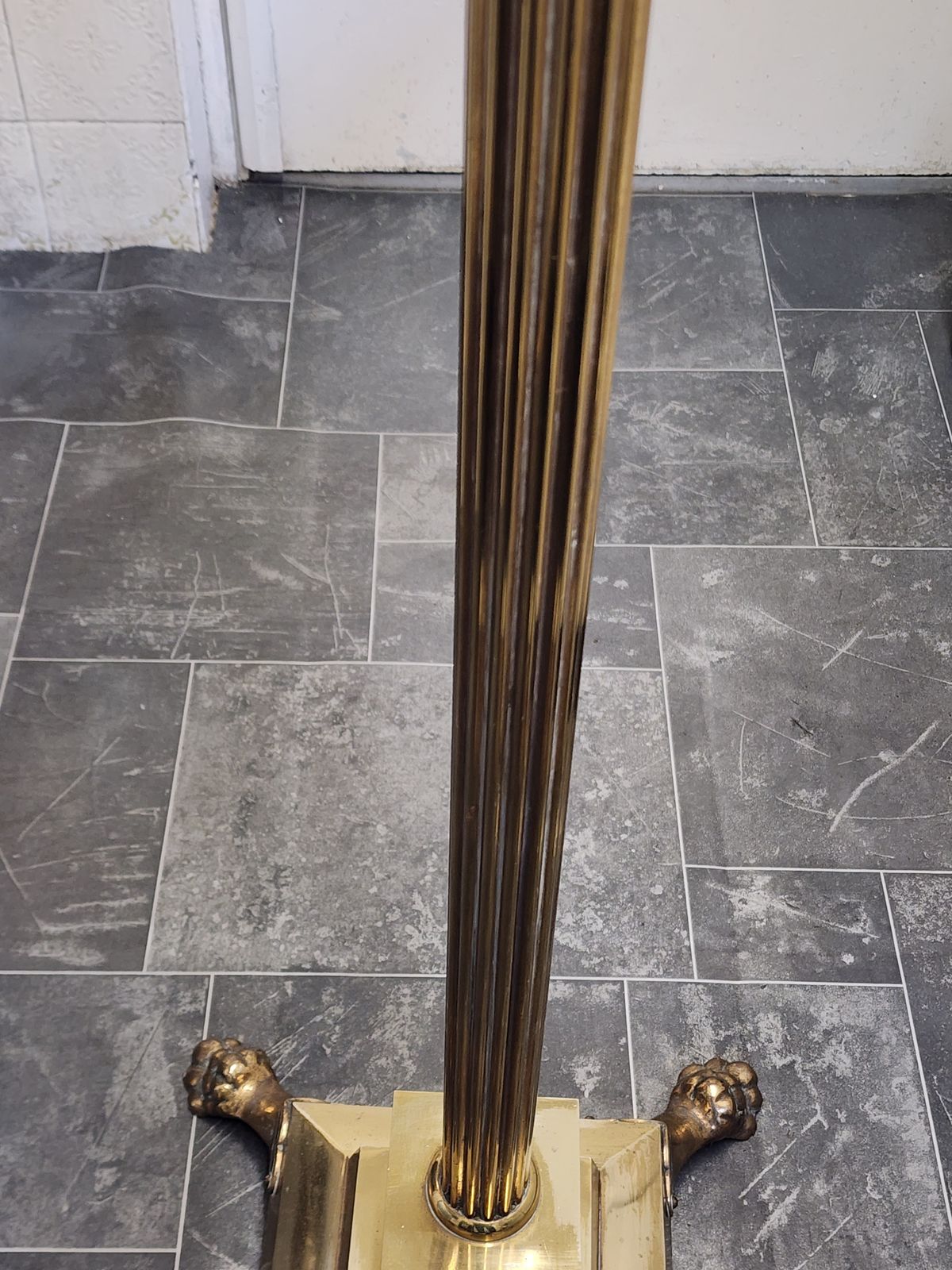 Brass Corinthian Column Adjustable Standard Lamp photo for sale