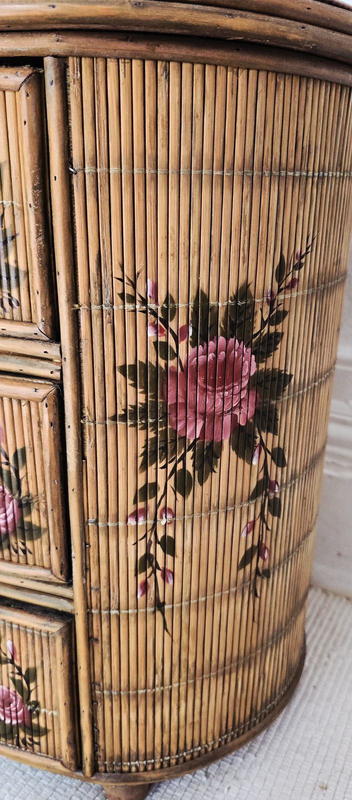 Furniture A Pair Of French Or Italian Painted Rattan Bedside Tables, Bedroom Set. photo