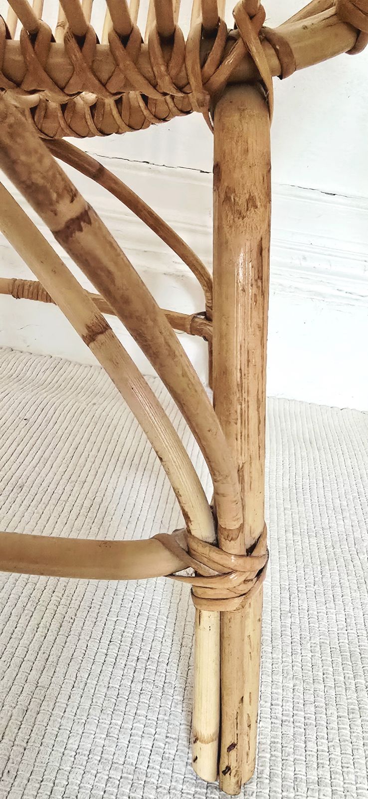 photo vinterior A Pair Of Mid Century French Bamboo Clam Shell Chairs, Riviera.