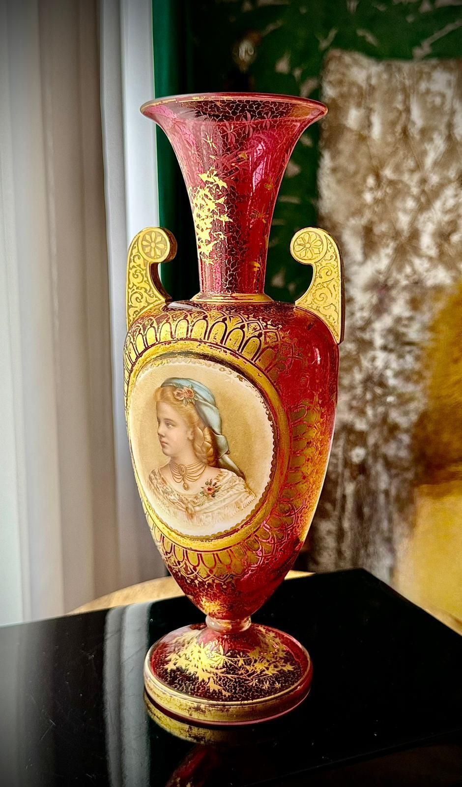 19th Century Bohemian Ruby Glass Urn Vase, Attributed Moser, Hand Painted Portrait, C.1880 photo vinterior