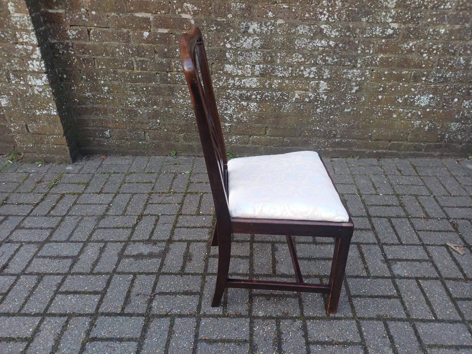 Set Of Six Antique Mahogany Vintage High End Dining Chairs With Carved Fretwork Backs, Upholstered Seats Two Carvers photo buy