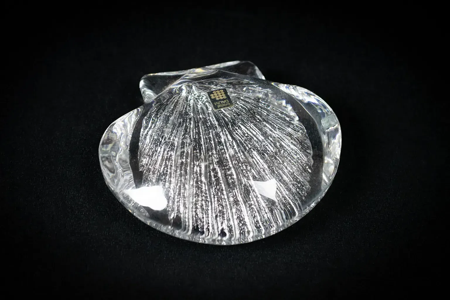 Crystal Seashell Paperweight From Daum France – Louis Chevallier – 20th Century