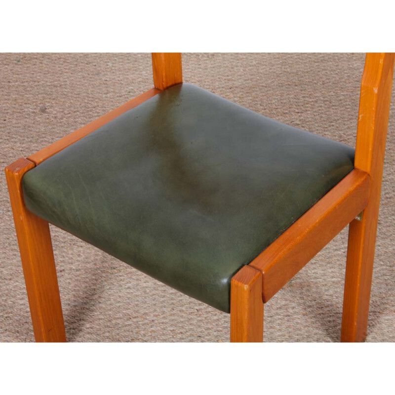 photo furniture Set Of 6 Chairs In Solid Elm And Leather By Self, 1980