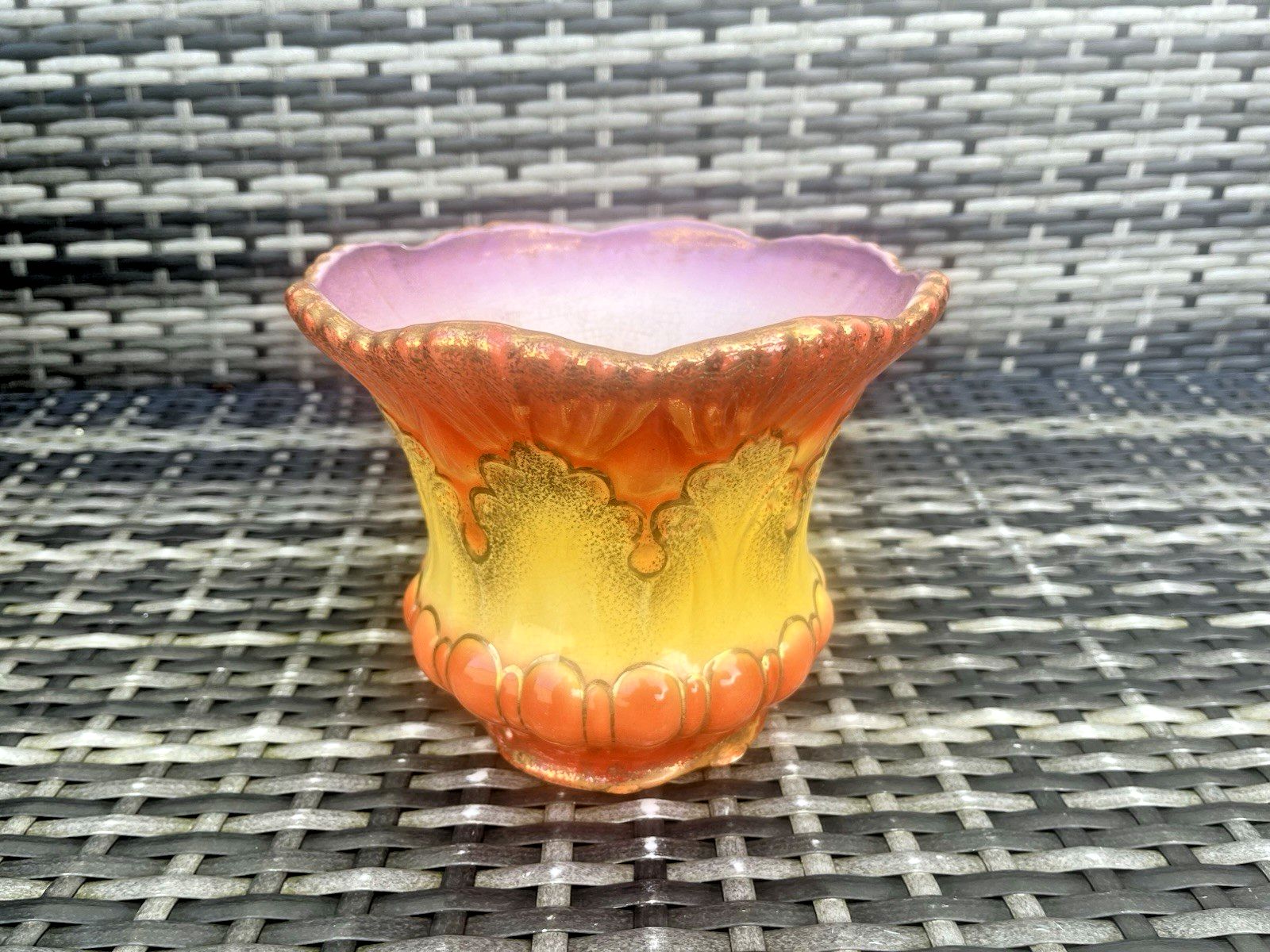 photo furniture Antique Victorian English Rococo Revival Scalloped Planter Plant Pot Jardiniere