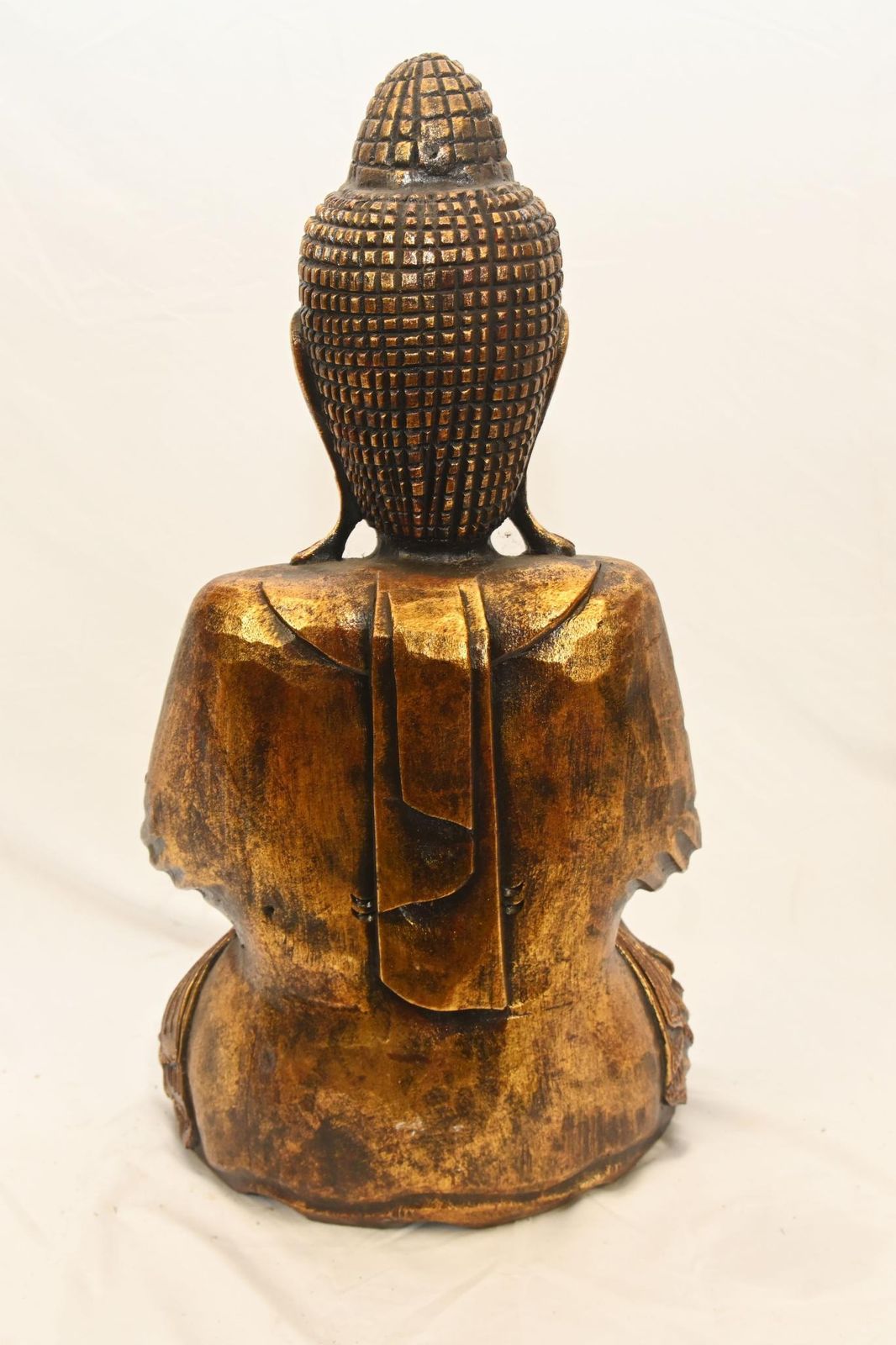 Seated Tibetan Buddha Statue   Carved Buddhist Art photo vinterior