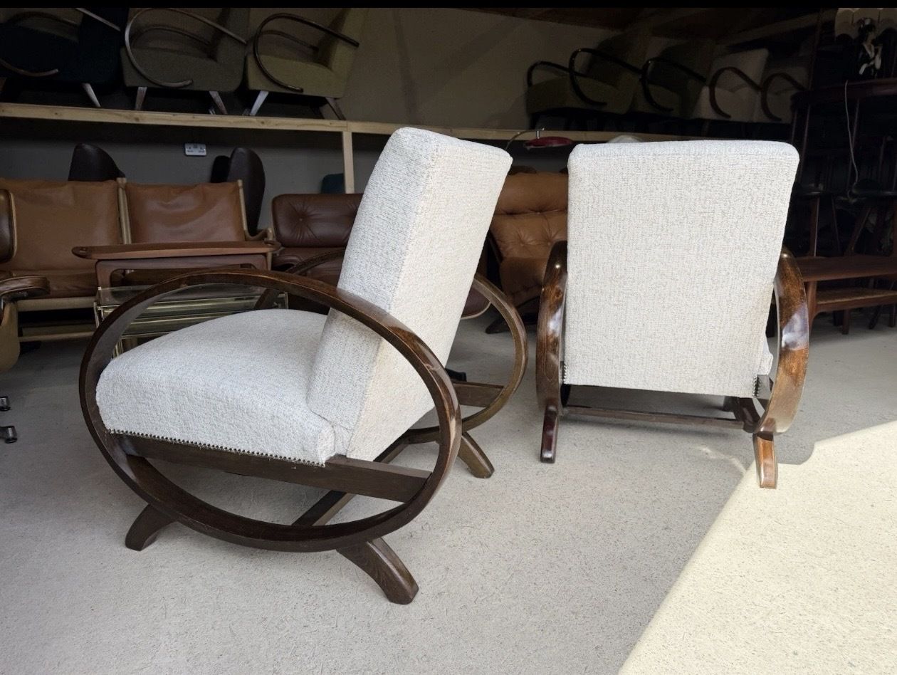 photo vintage Pair Of Jindrich Halabala Armchairs Art Deco Style