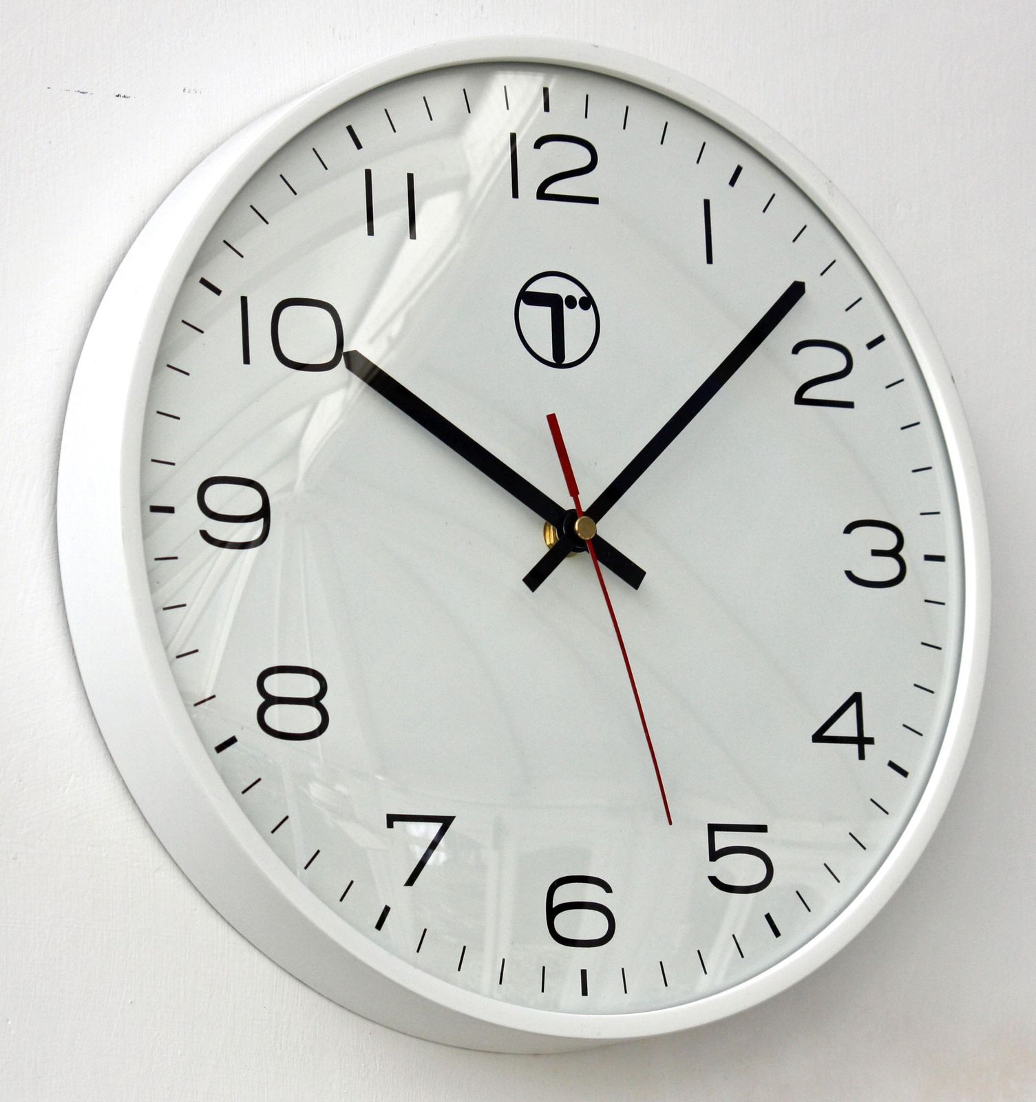 Vintage Bt Wall Clock   30cm Retro White Industrial Office Clock Clock Gift Off The Wall Clocks