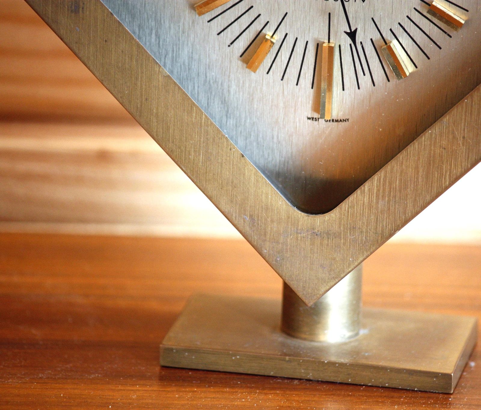 Vintage Staiger Mantel Clock   21cm Brass Metal Retro German Mid Century Bauhaus 70s Desk Clock Off The Wall Clocks photo Home Decor