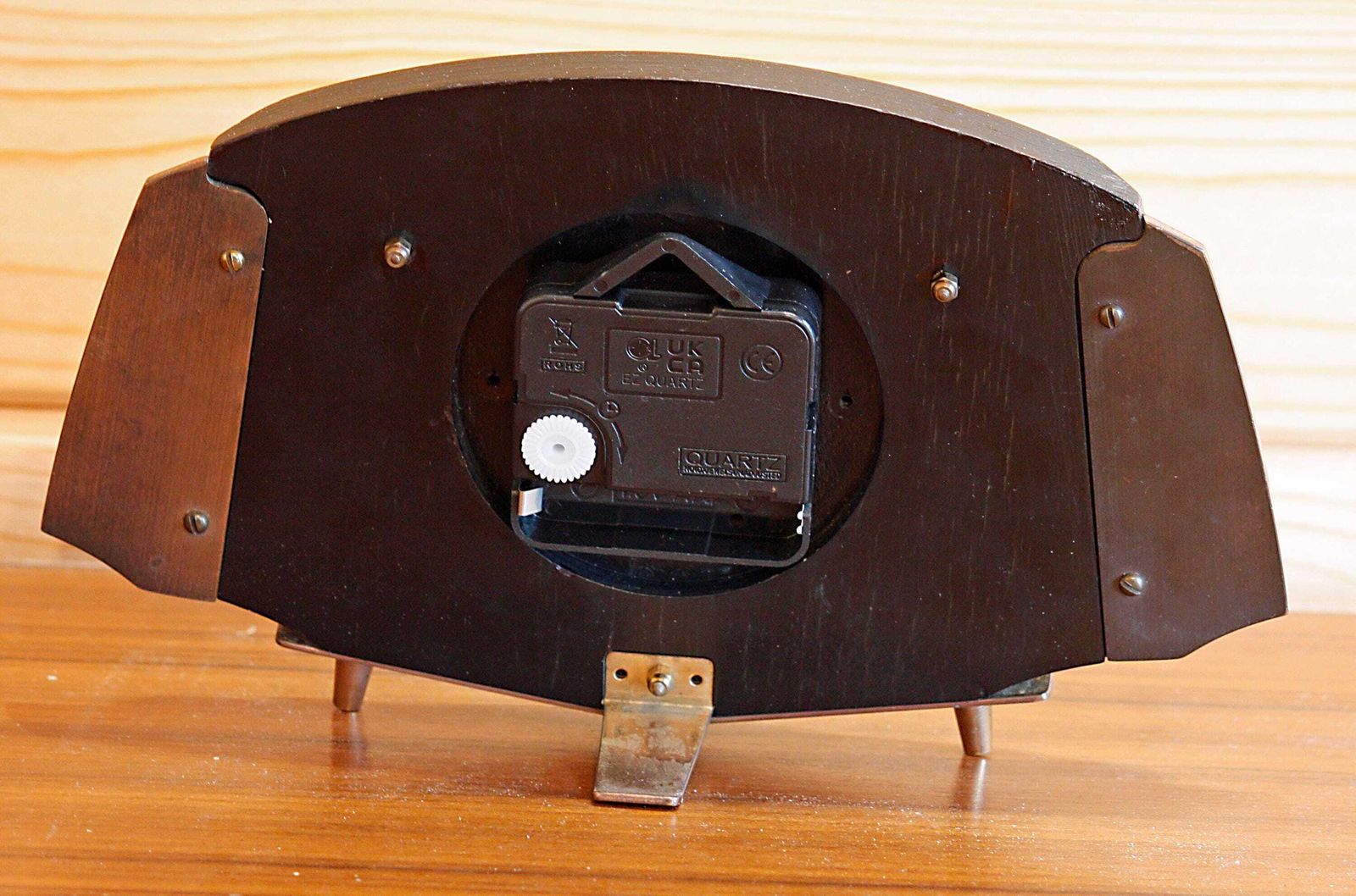 Vintage Metamec Mantel Clock   23cm Wooden Retro Mid Century Style 60s Desk Clock Off The Wall Clocks photo 65.0