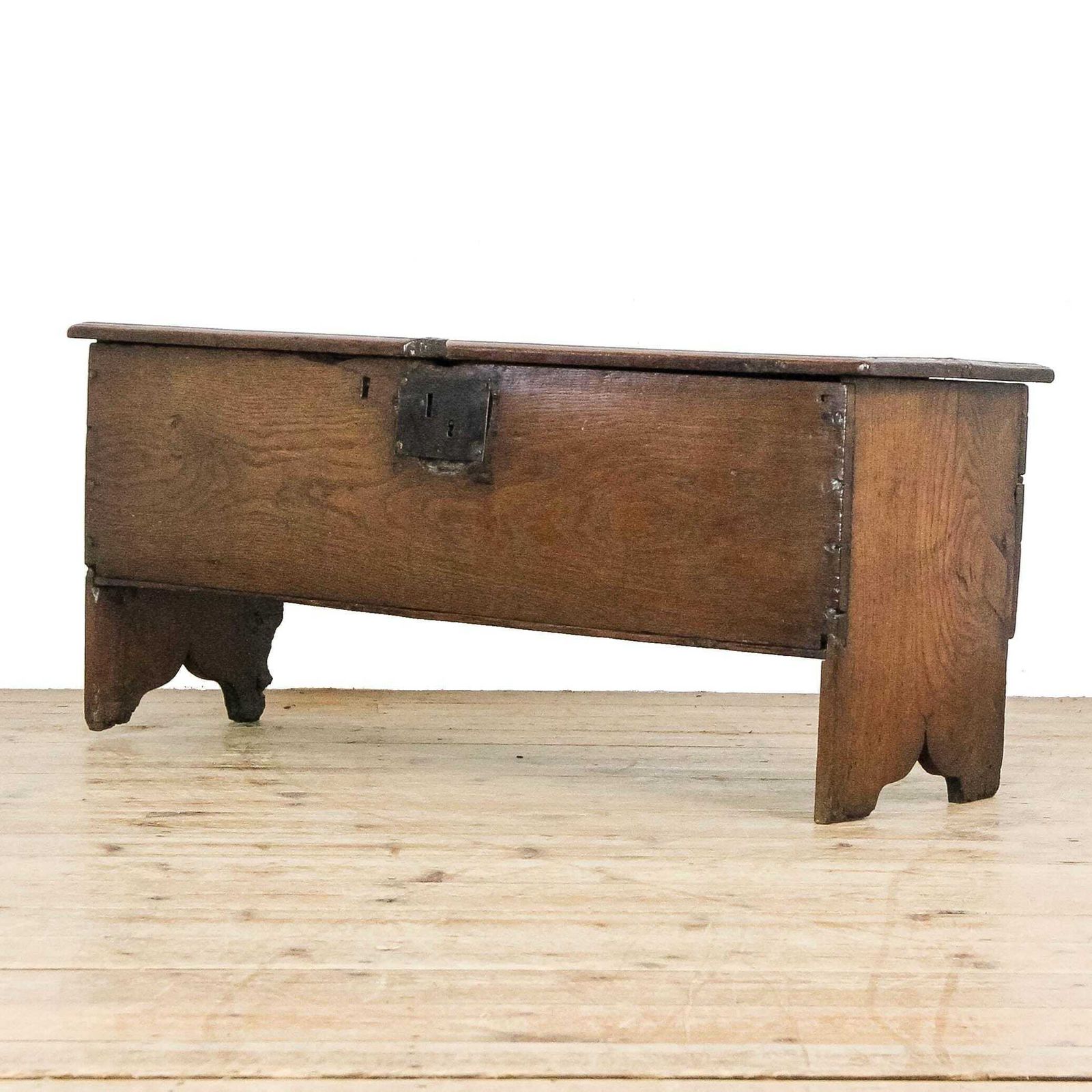 Antique Oak Sword Chest | Antique Furniture | Antique Trunk | Antique Storage | Antique Blanket Box | Welsh Antique photo furniture