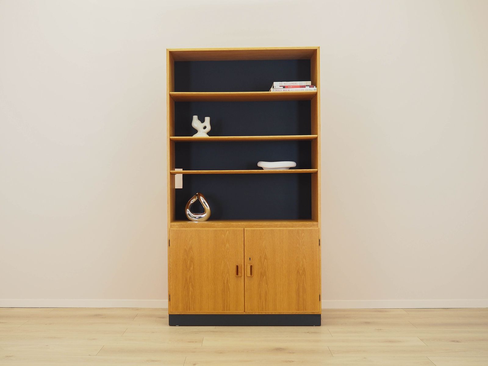 Ash Bookcase, Danish Design, 1960s, Designer: Børge Mogensen photo furniture