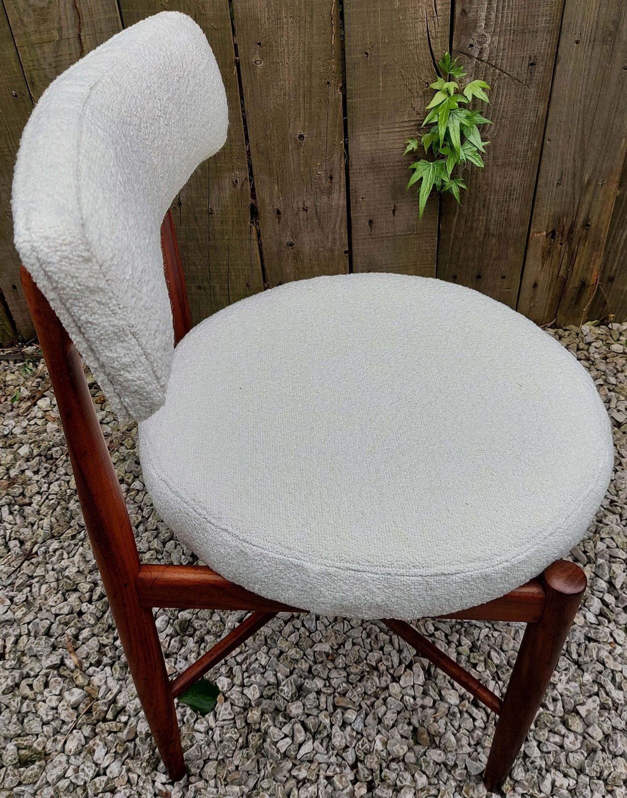 Mcm 4 G Plan Fresco Dining Chairs Ivory Boucle C photo vintage