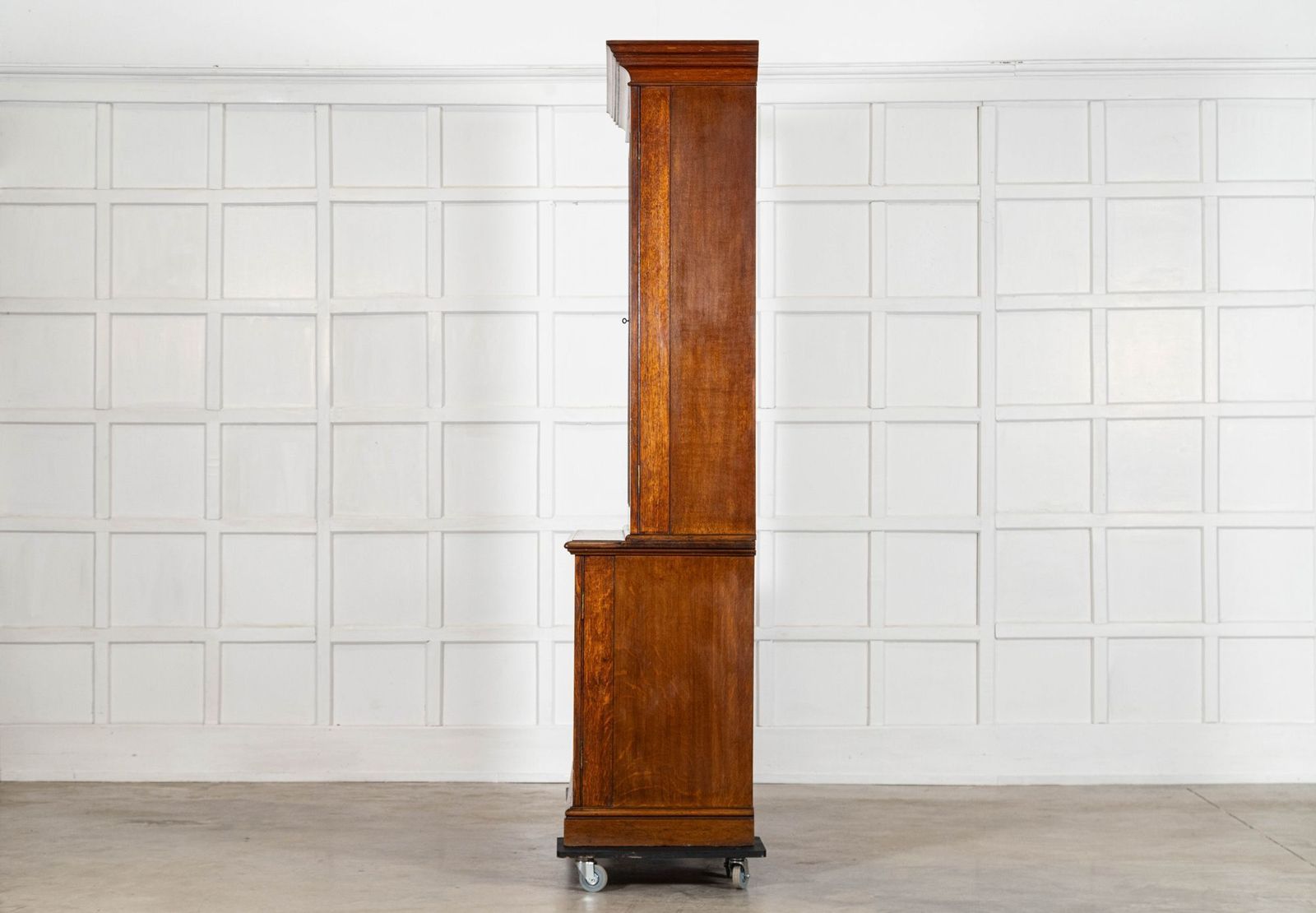 photo furniture Large 19thc English Oak Glazed Bookcase Cabinet
