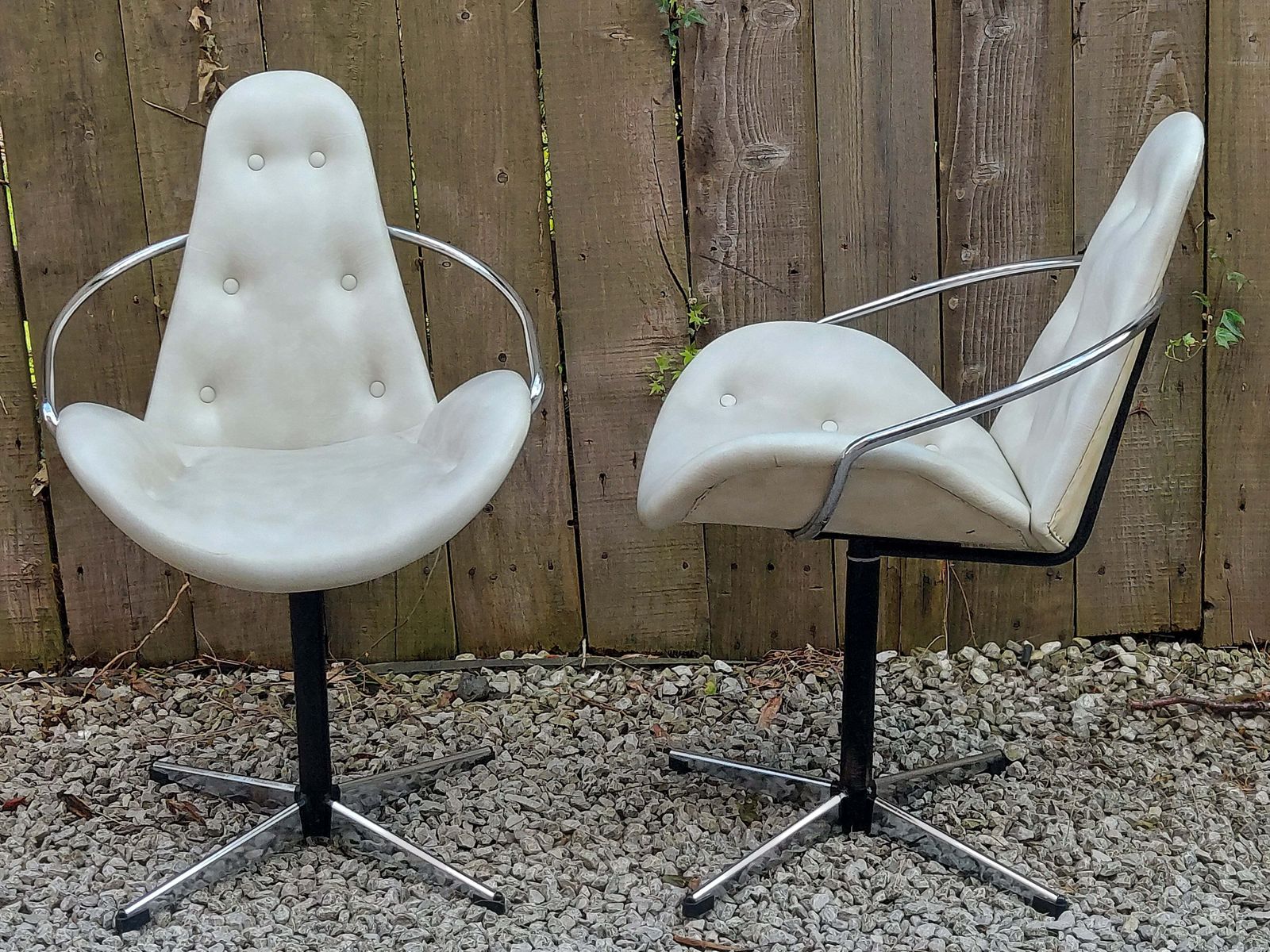 Mid Century Modern Pair Atomic Style Cream Vinyl Swivel Chairs
