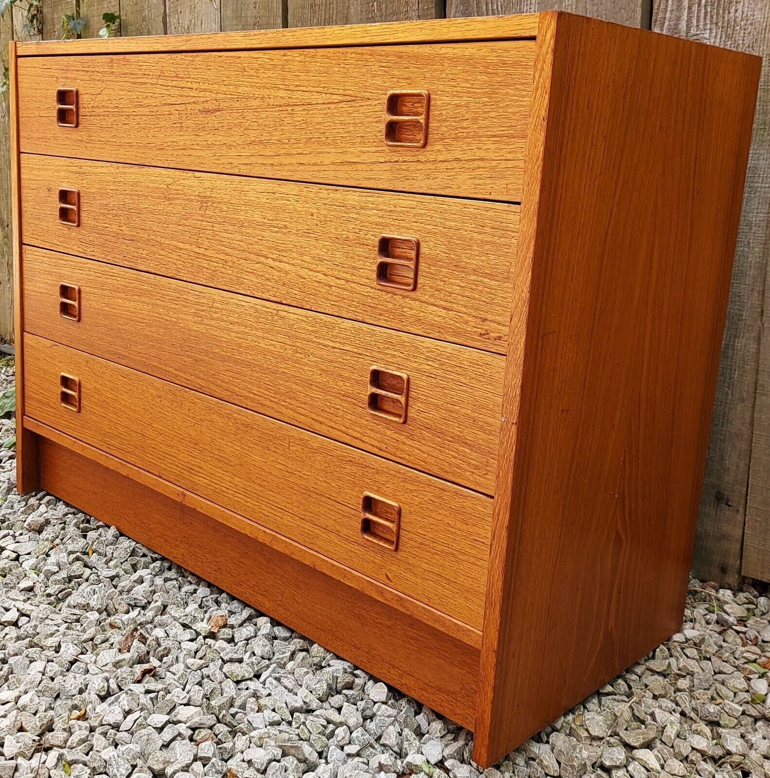 Mid Century Modern Sejling Skabe 4 Drawers photo furniture