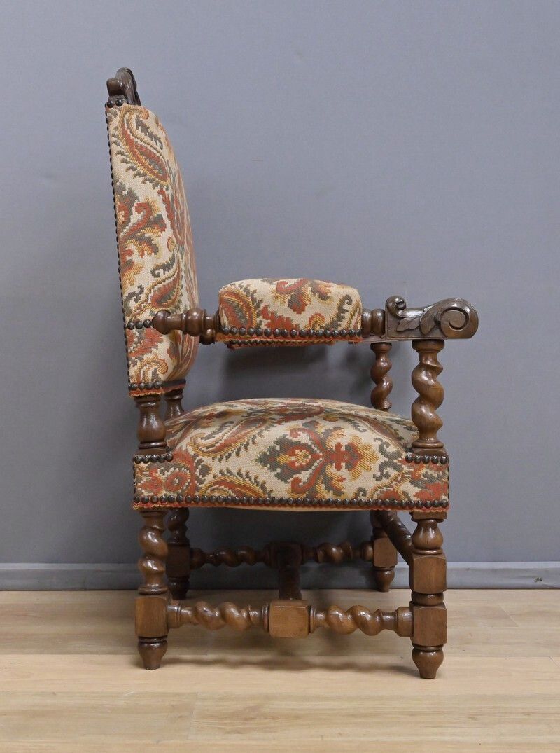Furniture Oak State Chair, Louis XIII Style – Early 20th Century photo