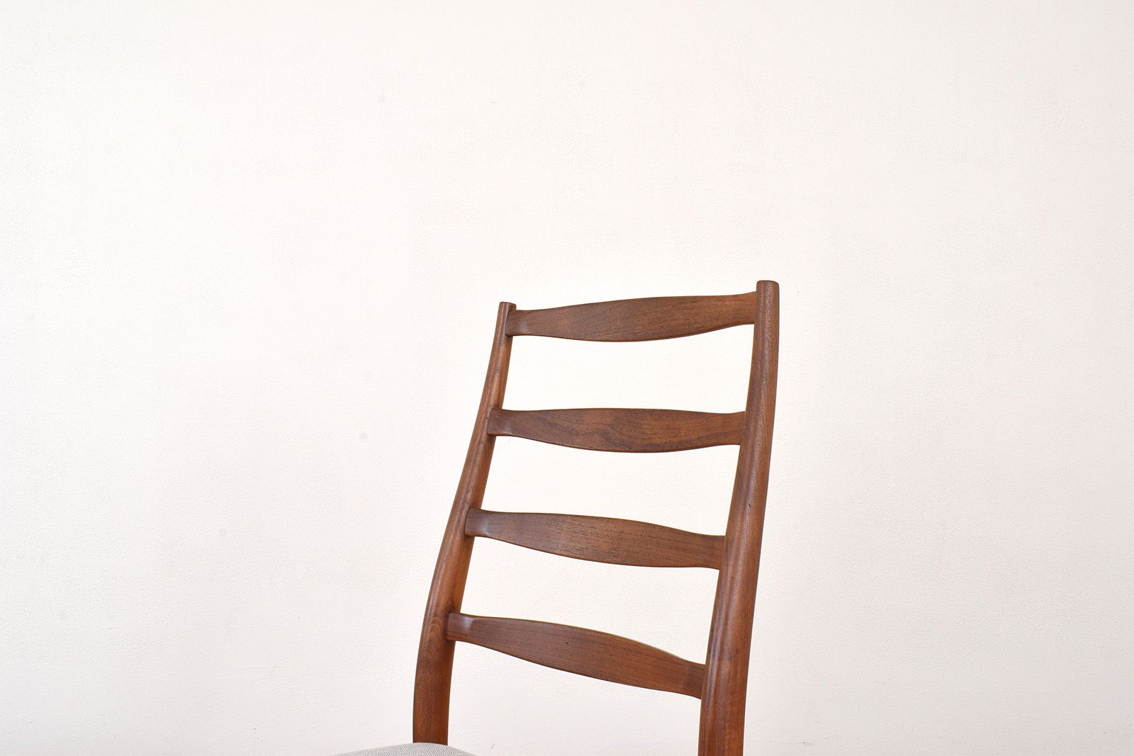photo furniture Mid Century Danish Teak Dining Chairs By Torbjörn Afdal For Vamo, 1960s, Set Of 4